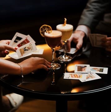 Mad Bar & Lounge