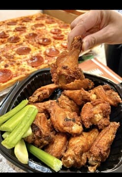 Ledo Pizza & Bar
